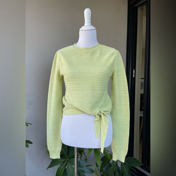 Mango Tops - Mango Long sleeve Crewneck Top in Lime Green, size Medium